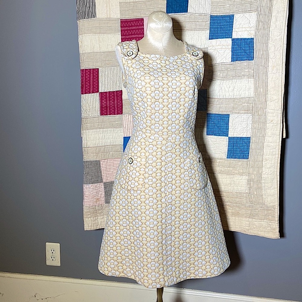 1960s Vintage Daisy Print Pinafore Dress